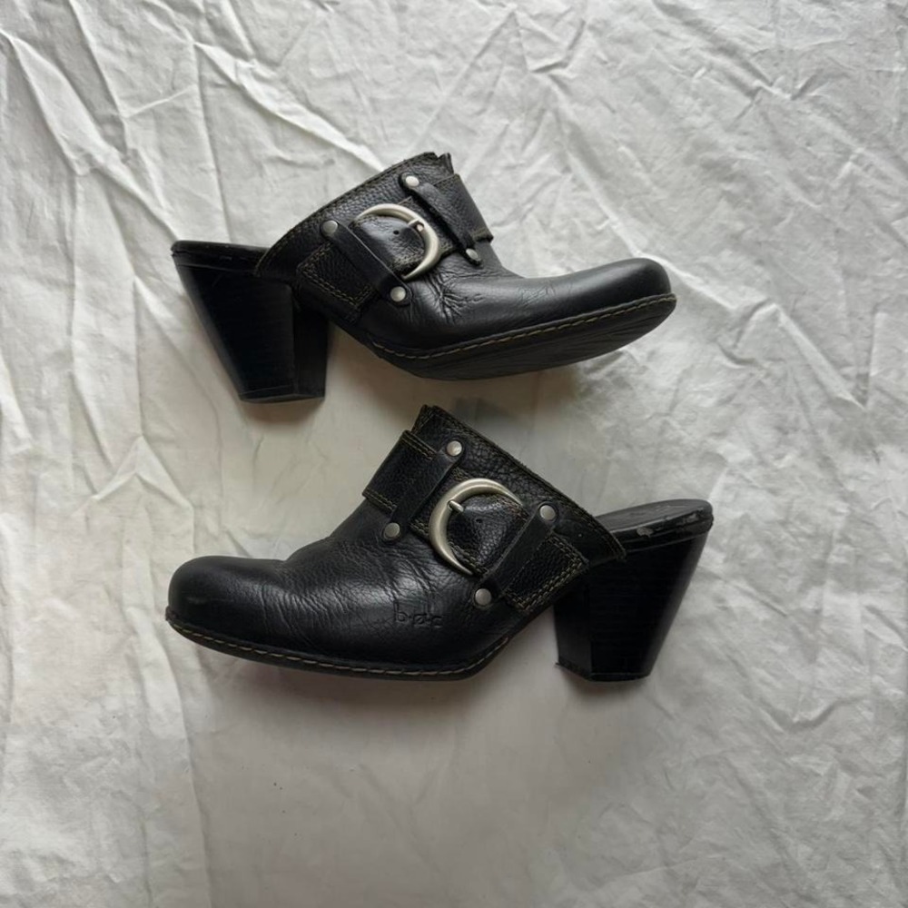 BOC Born Concept Black Pebbled Leather Heel Mules Buckle Women's 7/38